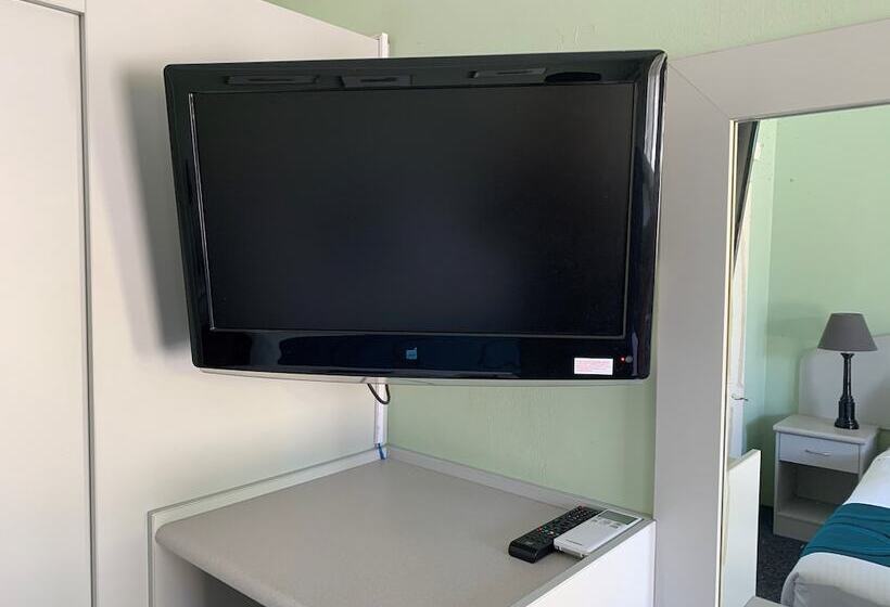 בית מלון כפרי High Mountains Motor Inn