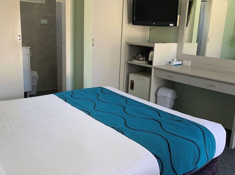 호텔 High Mountains Motor Inn