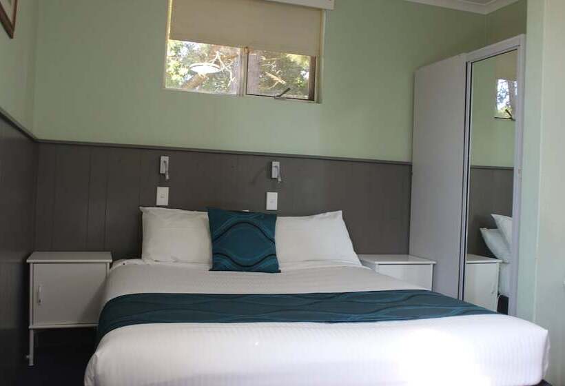 בית מלון כפרי High Mountains Motor Inn