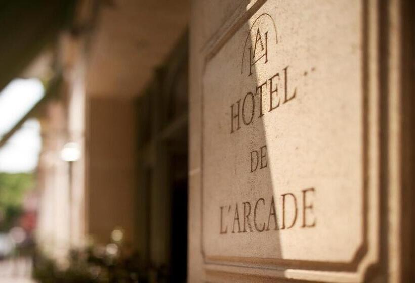 ホテル Hôtel De L Arcade