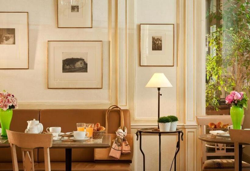 ホテル Hôtel De L Arcade