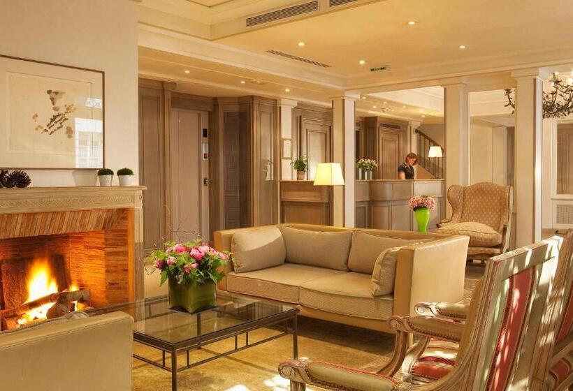 ホテル Hôtel De L Arcade