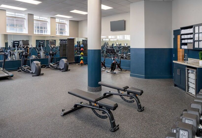 فندق Hyatt Centric French Quarter