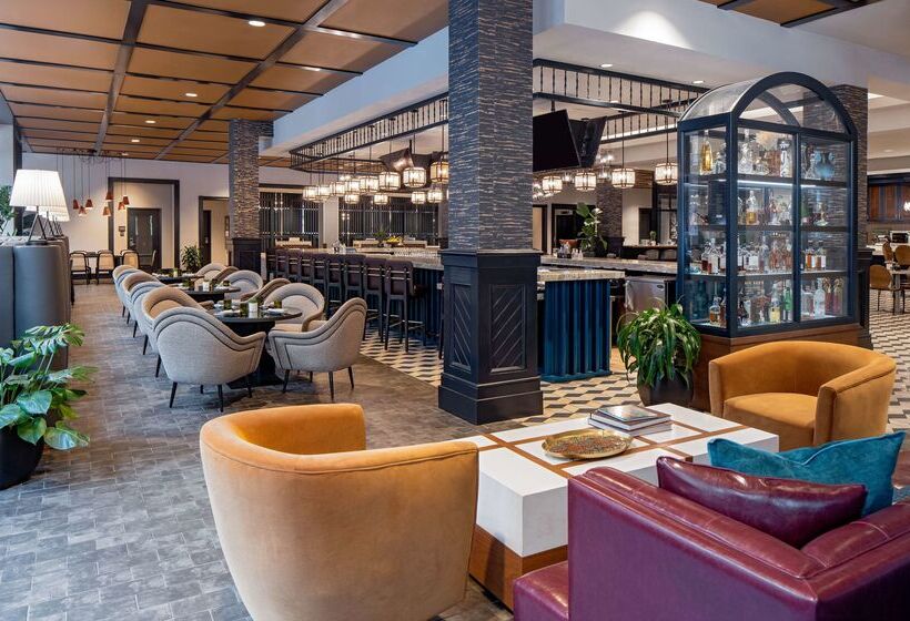 فندق Hyatt Centric French Quarter
