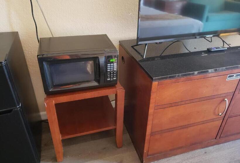 酒店 Knights Inn Kissimmee