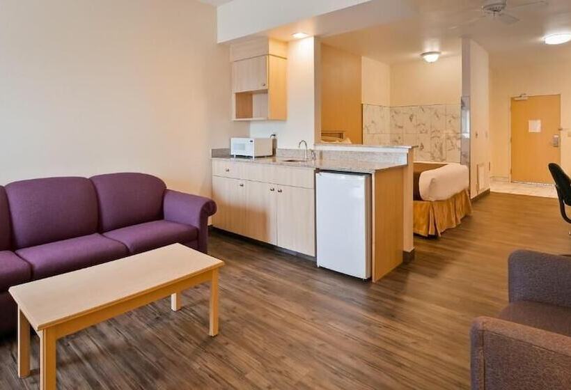 فندق Lighthouse Suites Inn