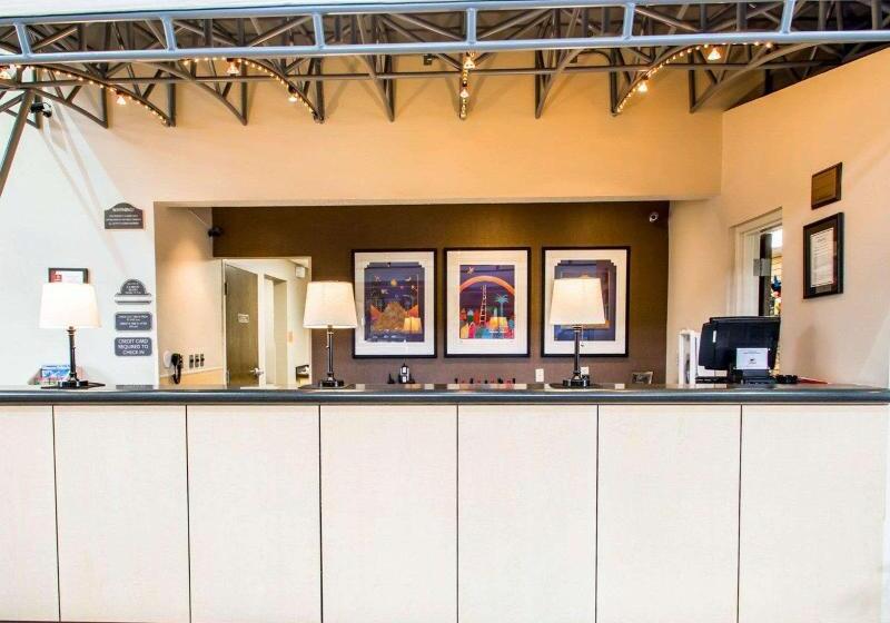 호텔 Maingate Garden Inn