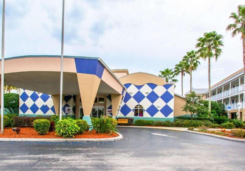 호텔 Maingate Garden Inn