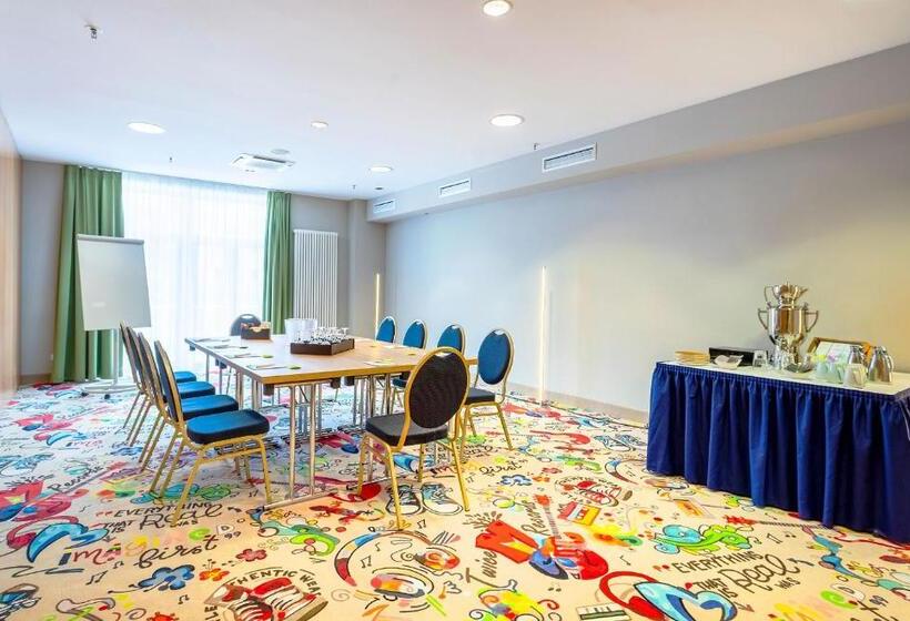 Mightytwice Hotel Dresden