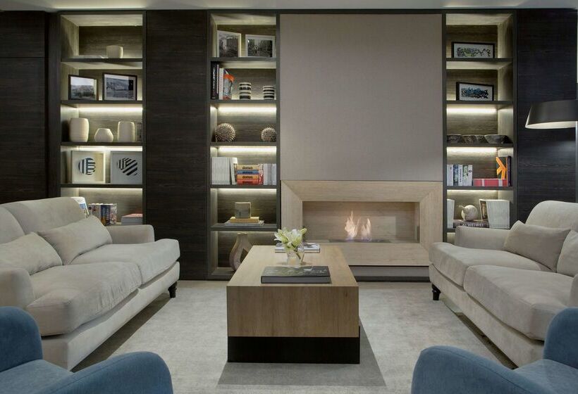 هتل NH Collection Buenos Aires Crillon