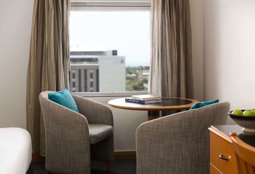 هتل Rydges Darwin Central