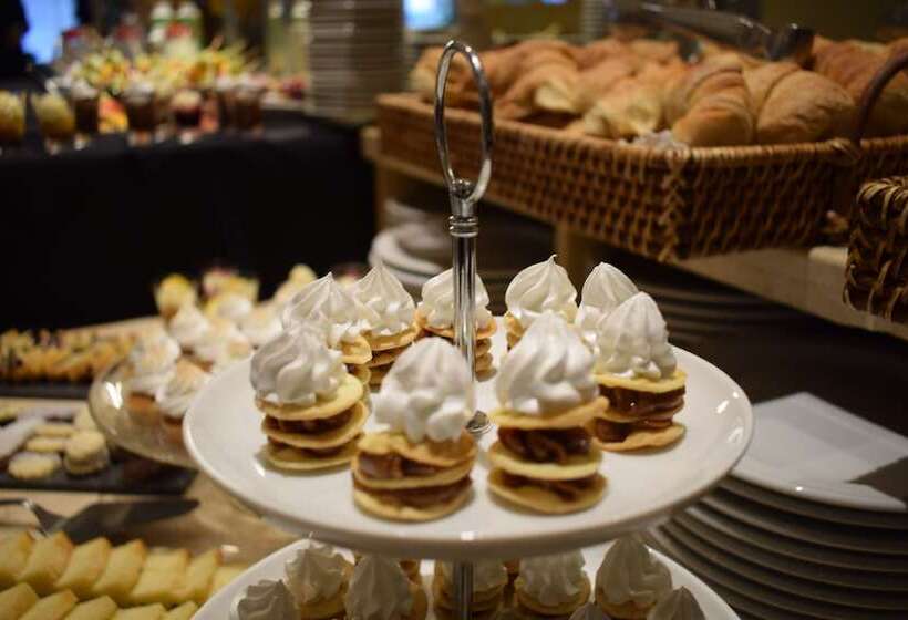 ホテル Solans Presidente