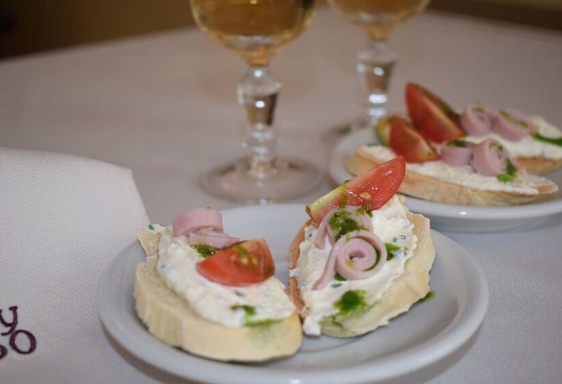 ホテル Solans Presidente