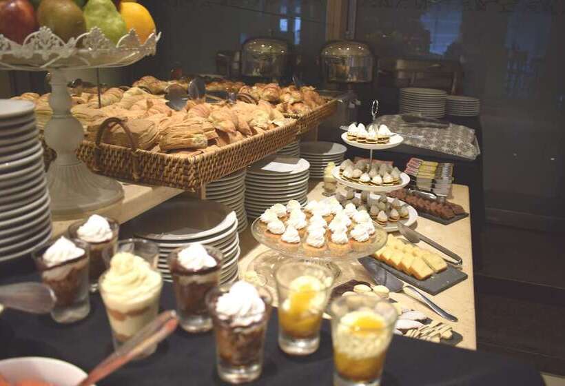 ホテル Solans Presidente