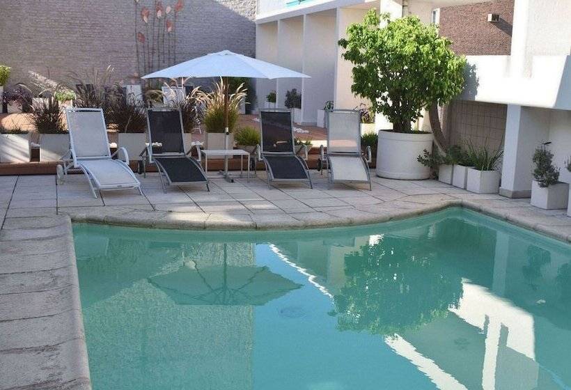 ホテル Solans Presidente