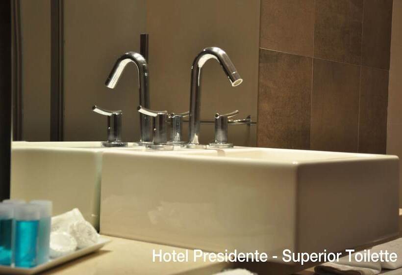 ホテル Solans Presidente