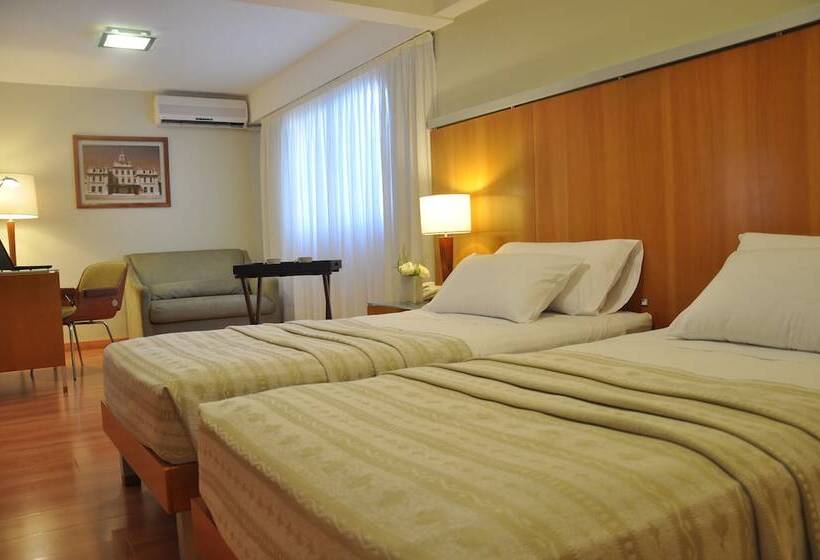 ホテル Solans Presidente