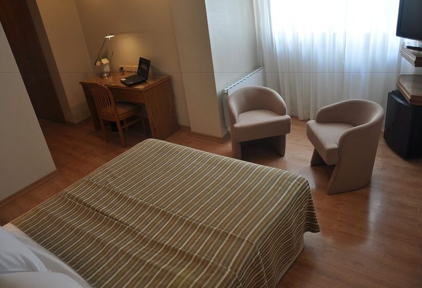 ホテル Solans Presidente