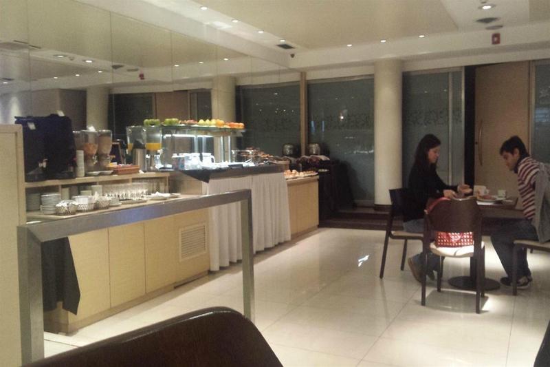 ホテル Solans Presidente