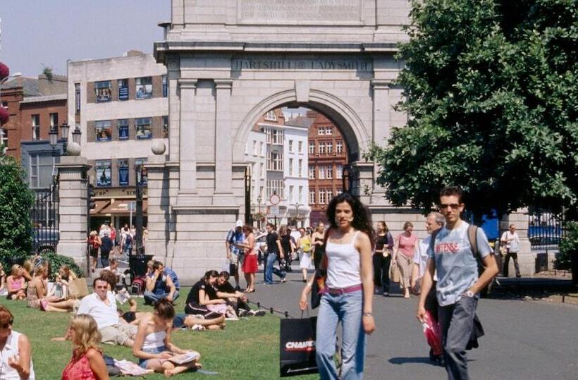 هتل The Camden Street