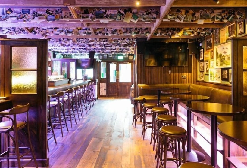 هتل The Camden Street