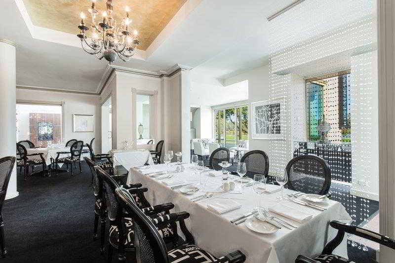 هتل The Carrington