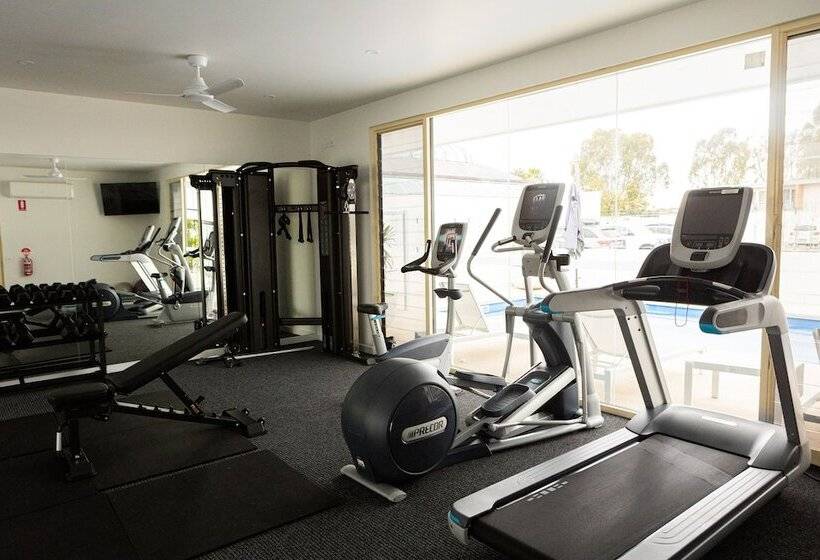 هتل The Carrington