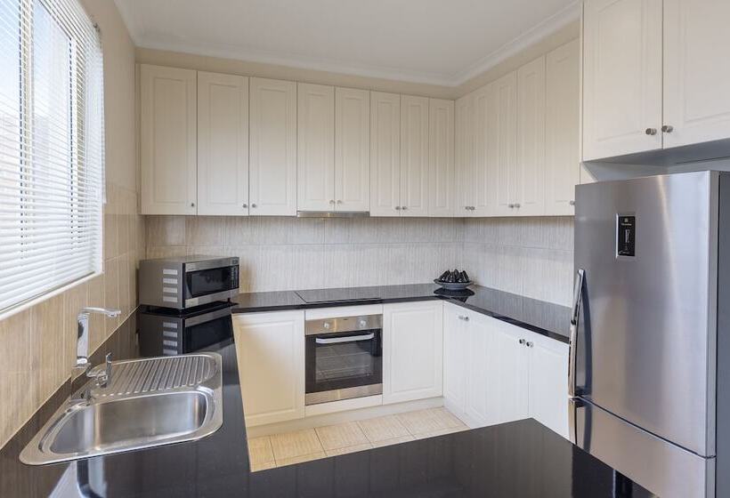 هتل The Carrington