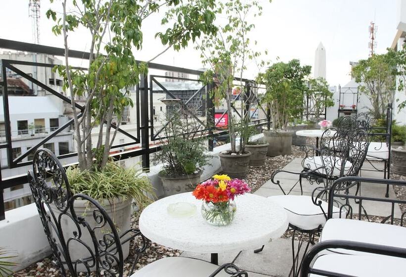 酒店 Unique Executive Central