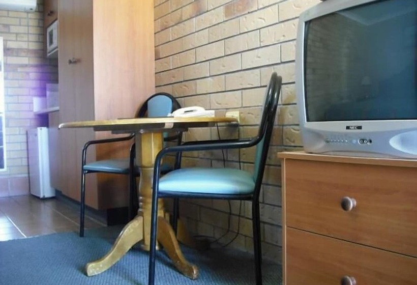 מוטל The Phoenix Artesian Spa Resort And Accommodation