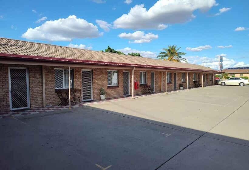 מוטל The Phoenix Artesian Spa Resort And Accommodation