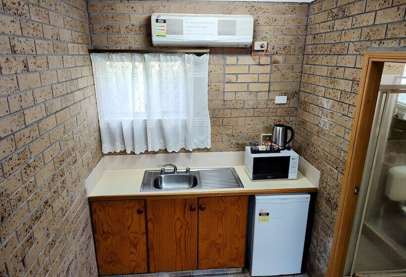 מוטל The Phoenix Artesian Spa Resort And Accommodation