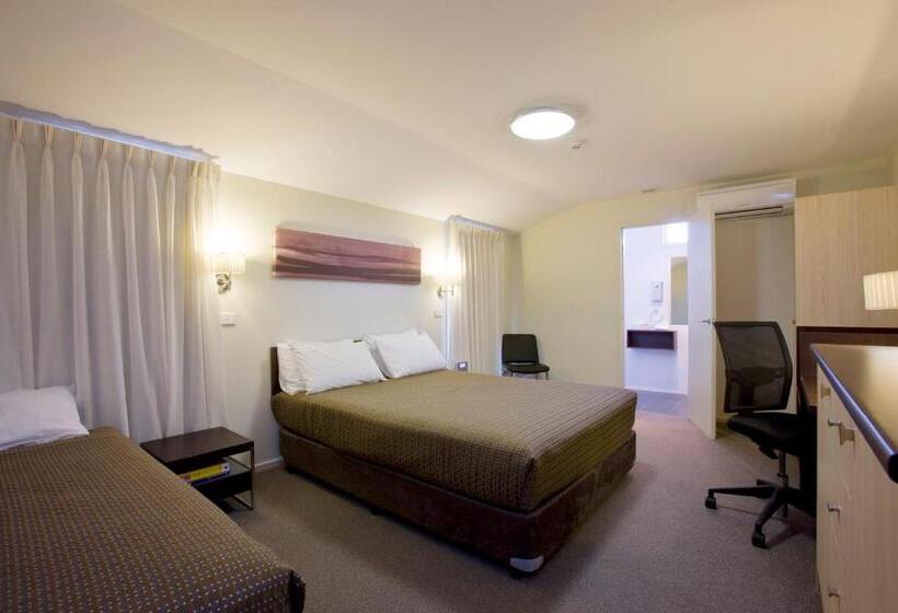 汽车旅馆 Ibis Styles Canberra Tall Trees