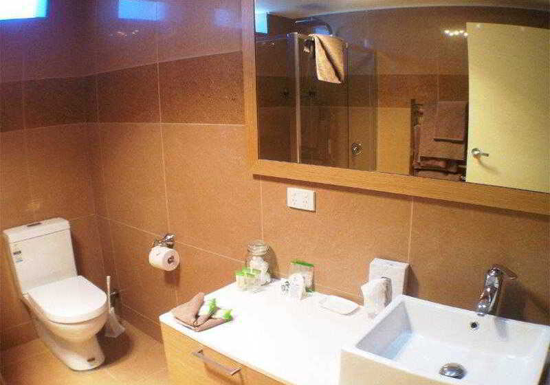 New Crossing Place Motel