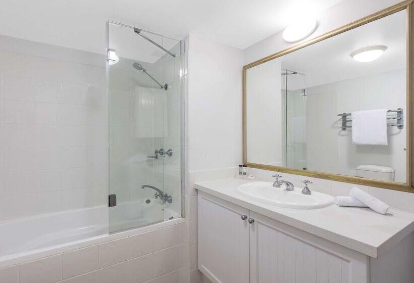 Oaks Gold Coast Calypso Plaza Suites