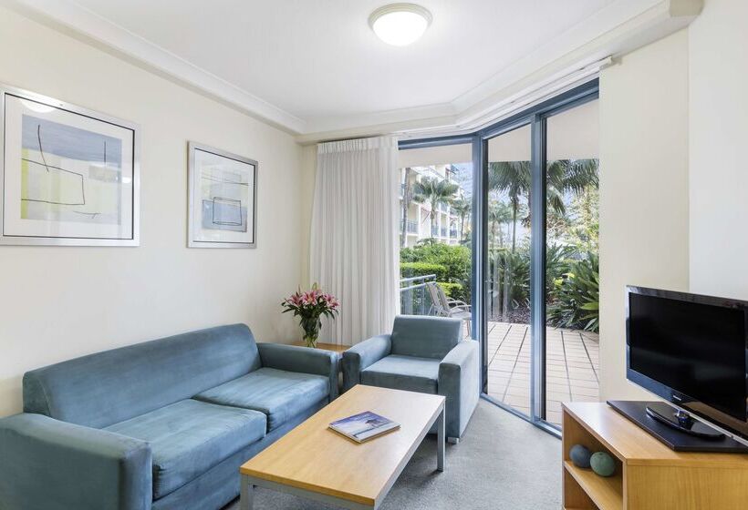 Oaks Gold Coast Calypso Plaza Suites