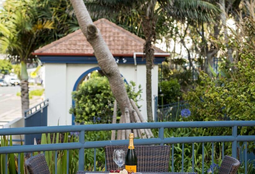 Oaks Gold Coast Calypso Plaza Suites