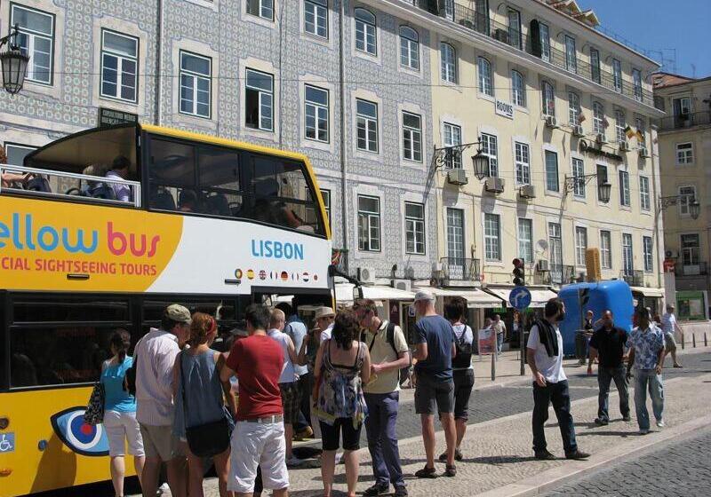 پانسیون Pensao Praca Da Figueira