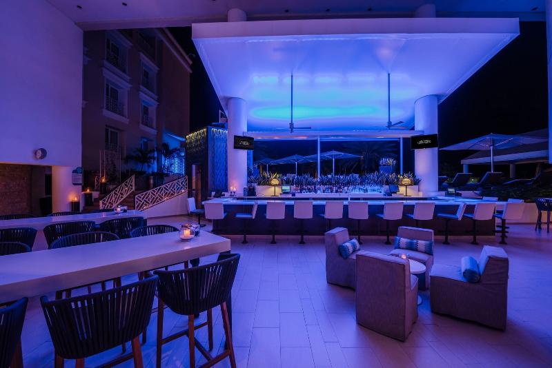 Renaissance Wind Creek Aruba Resort