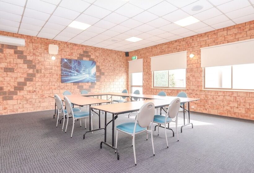 Seasonal South Motel & Function Centre