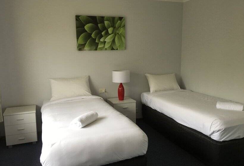 Seasonal South Motel & Function Centre