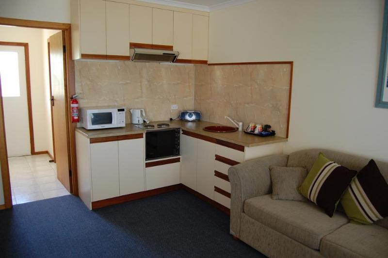 Seasonal South Motel & Function Centre