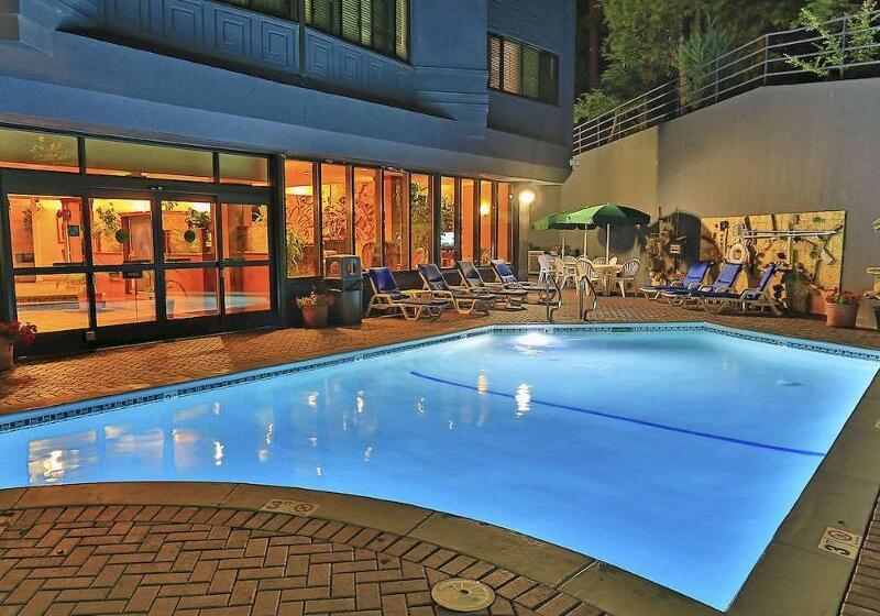 Курорт Hilton Vacation Club Tahoe Seasons Lake Tahoe