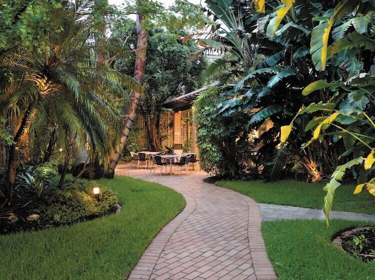 Adina Apartment Hotel Sydney Surry Hills