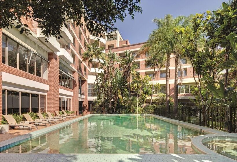Adina Apartment Hotel Sydney Surry Hills