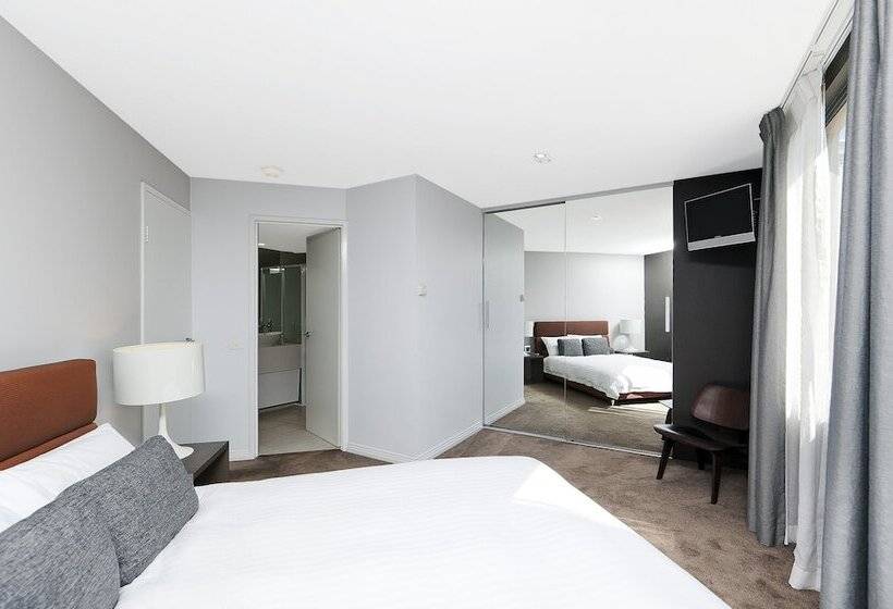 Astra Apartments   The Griffin