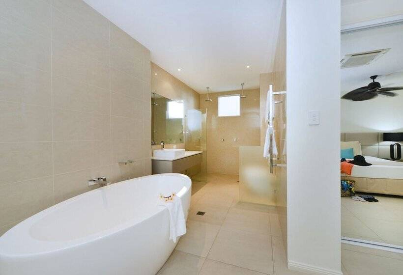 Club Tropical Resort   Official Onsite Reception & Check In