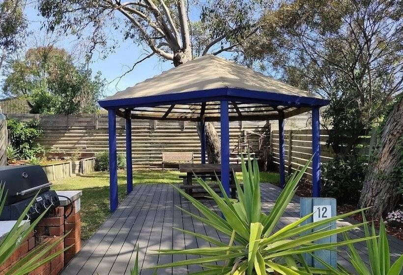 Coachman Motel And Holiday Units