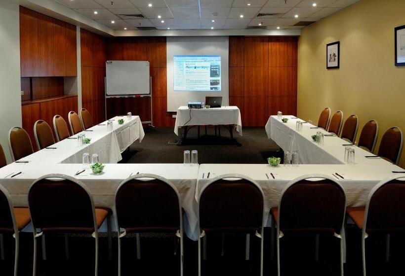 Comfort Hotel Melbourne Central