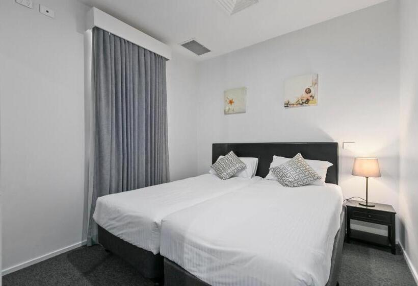 Comfort Hotel Melbourne Central